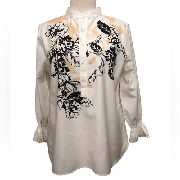 Chico’s No Iron-Stretch Leafy Blossoms Pullover Top - Picture 2 of 10